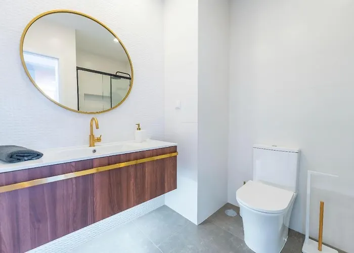 Island Time With Sea View شقة *