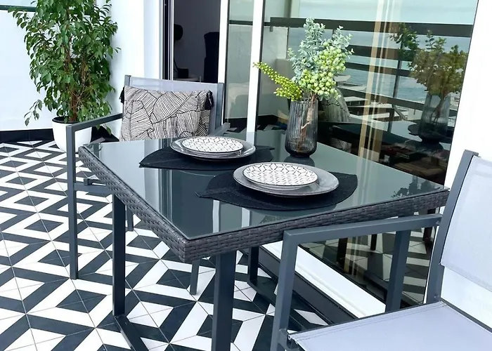 Island Time With Sea View شقة فونشال